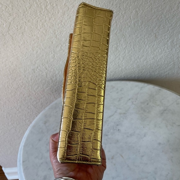 Midcentury Gold Croc Embossed and Lucite Handbag - Picture 6 of 7